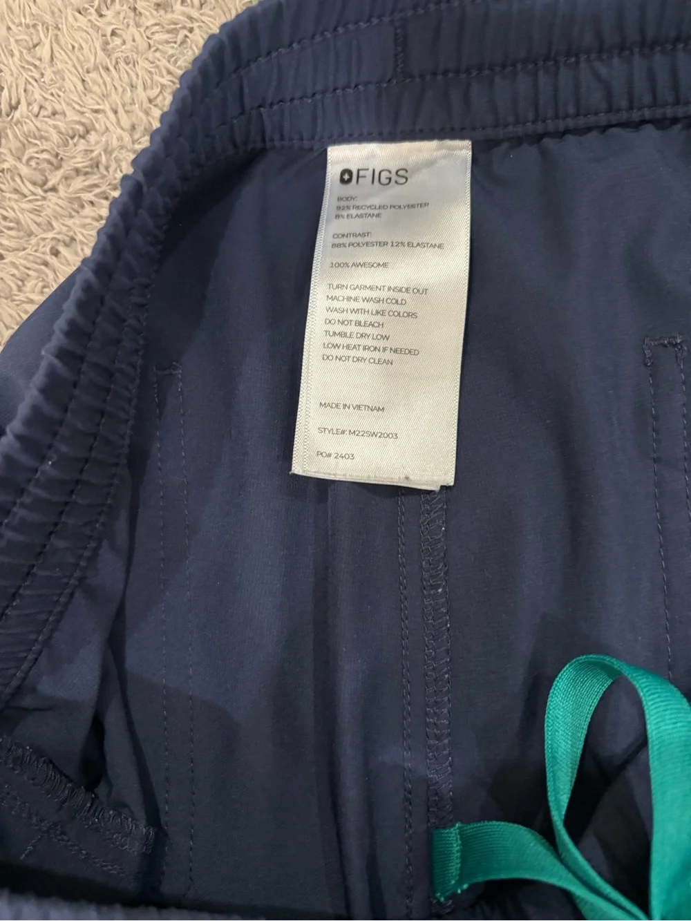Men’s Medium FIGS Navy Blue Scrub Pants